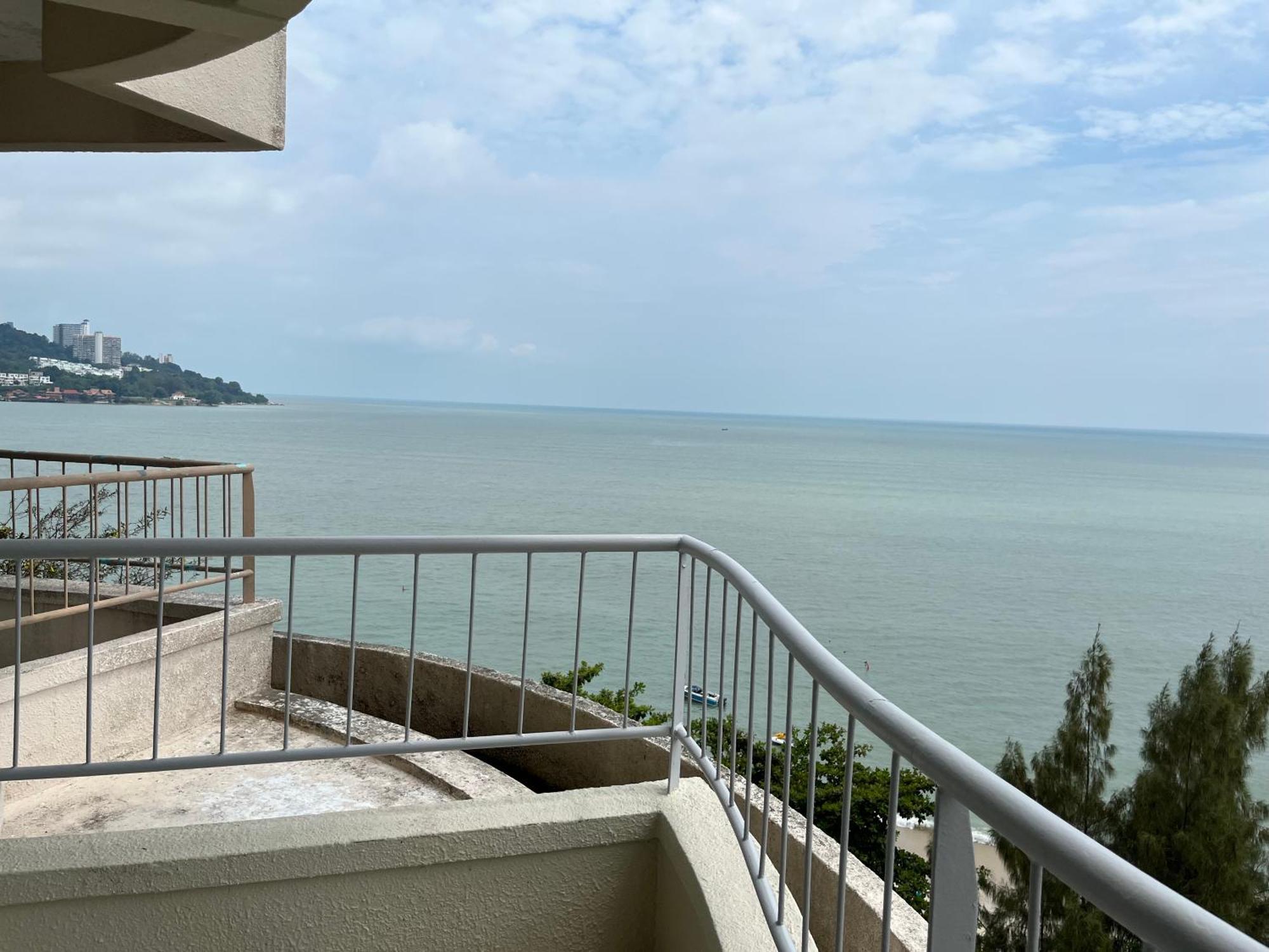 Hotel Paradise By The Sea In Penang By Veron At Rainbow Paradise Tanjung Bungah  Exteriér fotografie